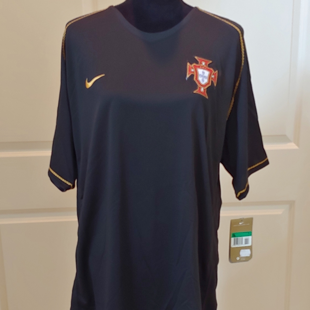 PORTUGAL 2006 World Cup Away Jersey